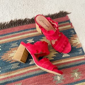 Free People Rosie Ruffle Heel in Red Size EU 38 US 7.5/8